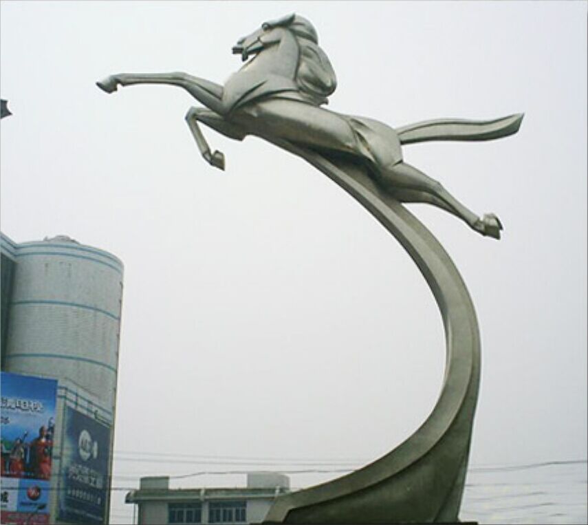 <a href='http://m.sbwkx.cn/products/100-1.html' target='1' style='font-size:18px; font-weight:bold; color:#000000;'>校園雕塑</a>：天馬雕塑